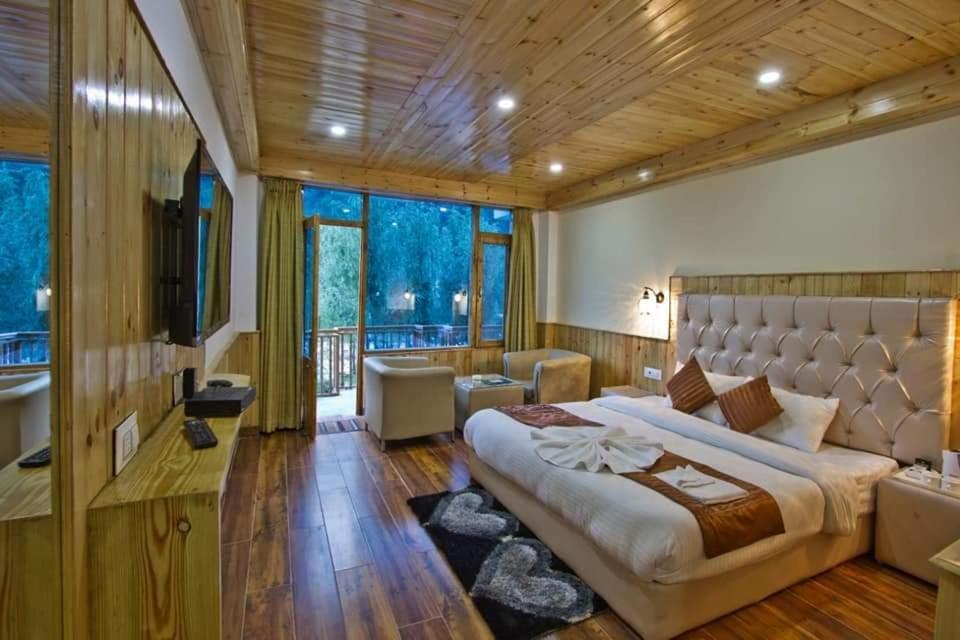 Himalayan Hill Queen Resort, Manali M98160-43400 Ngoại thất bức ảnh