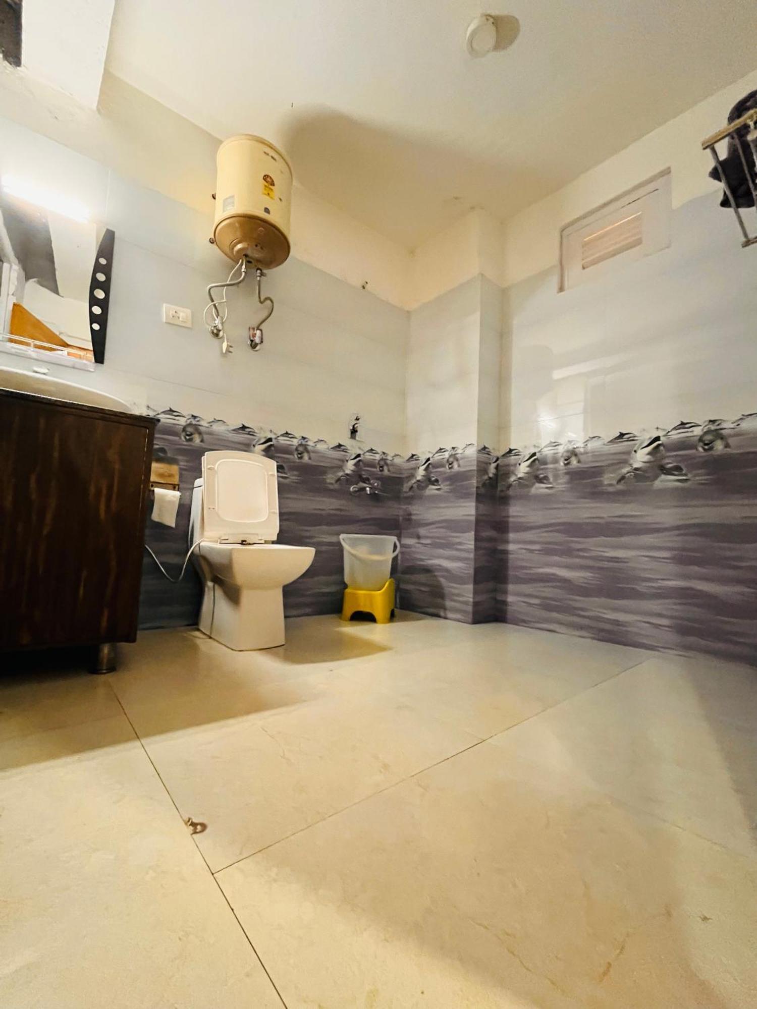 Himalayan Hill Queen Resort, Manali M98160-43400 Ngoại thất bức ảnh