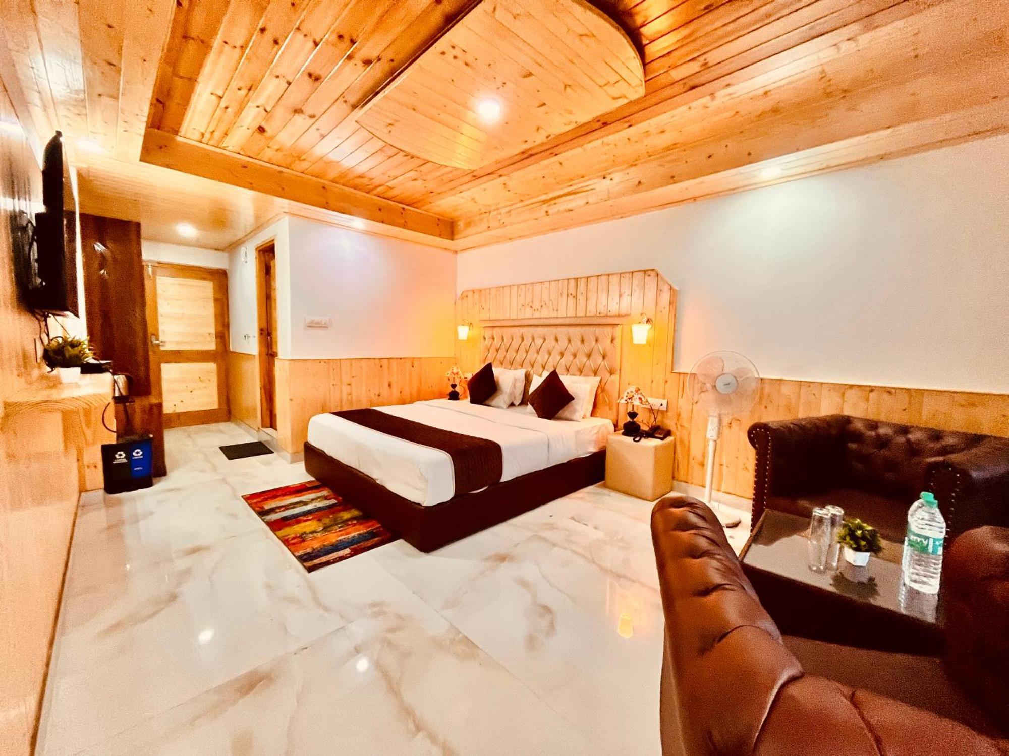 Himalayan Hill Queen Resort, Manali M98160-43400 Ngoại thất bức ảnh