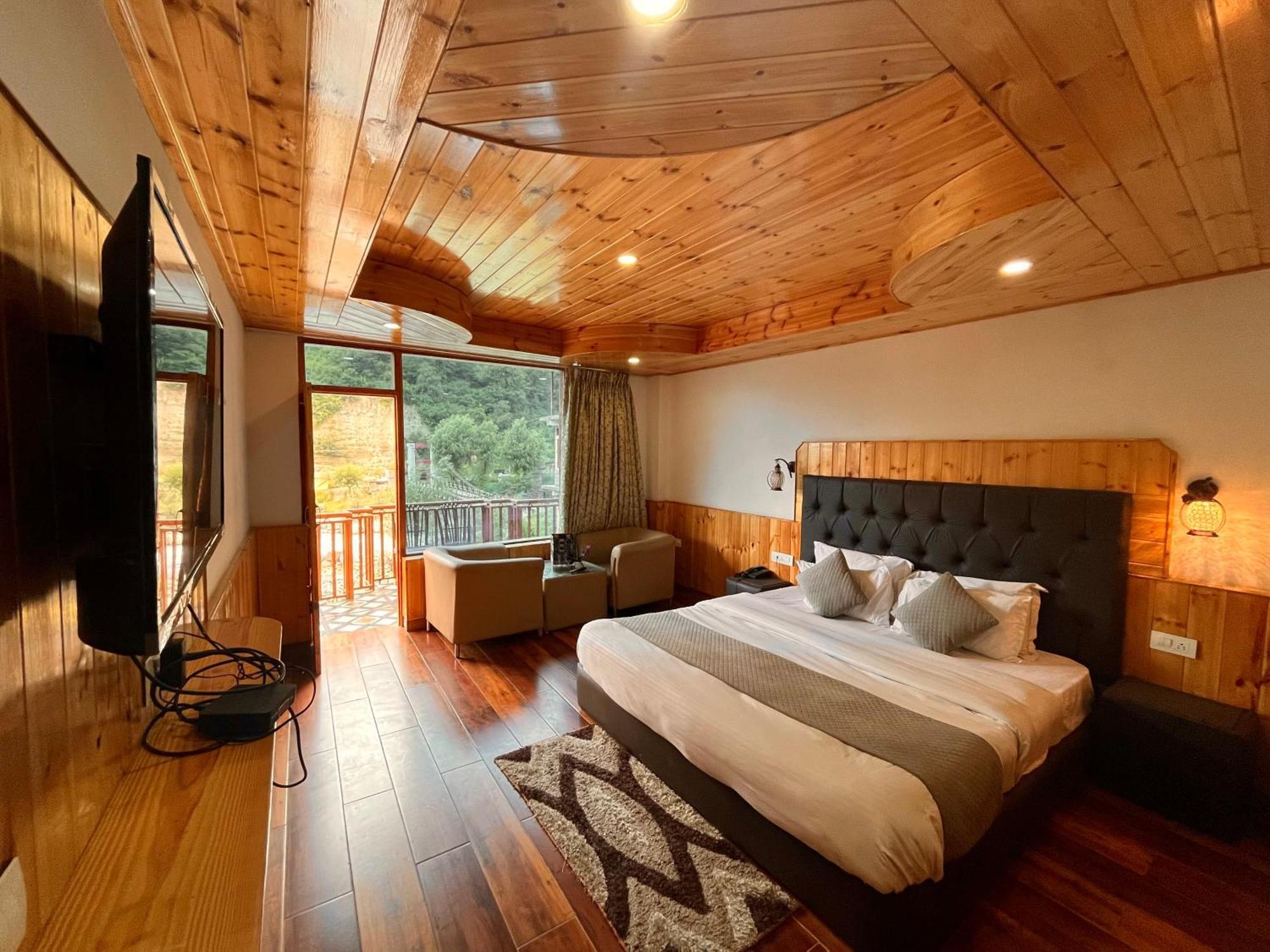 Himalayan Hill Queen Resort, Manali M98160-43400 Ngoại thất bức ảnh