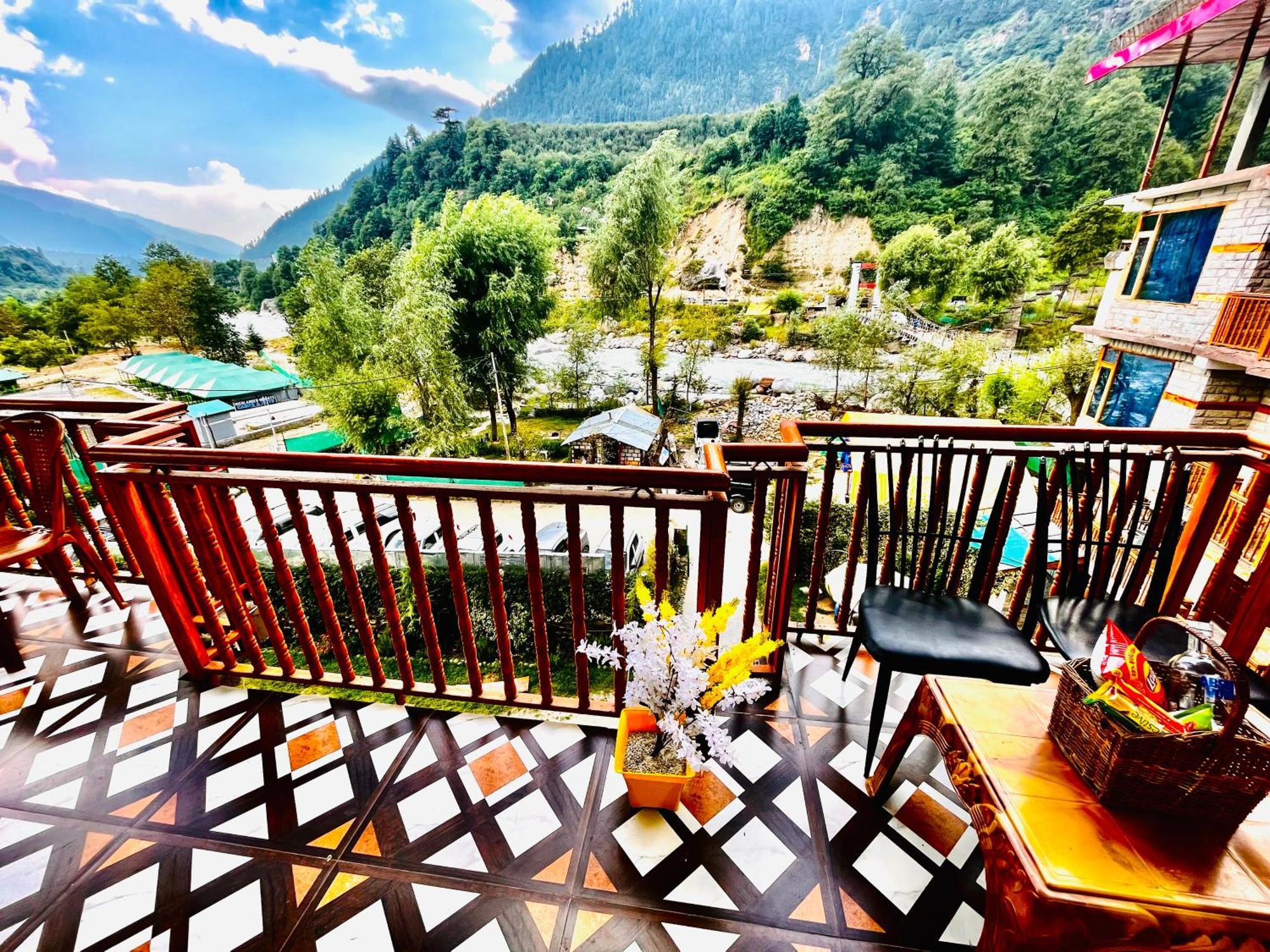 Himalayan Hill Queen Resort, Manali M98160-43400 Ngoại thất bức ảnh