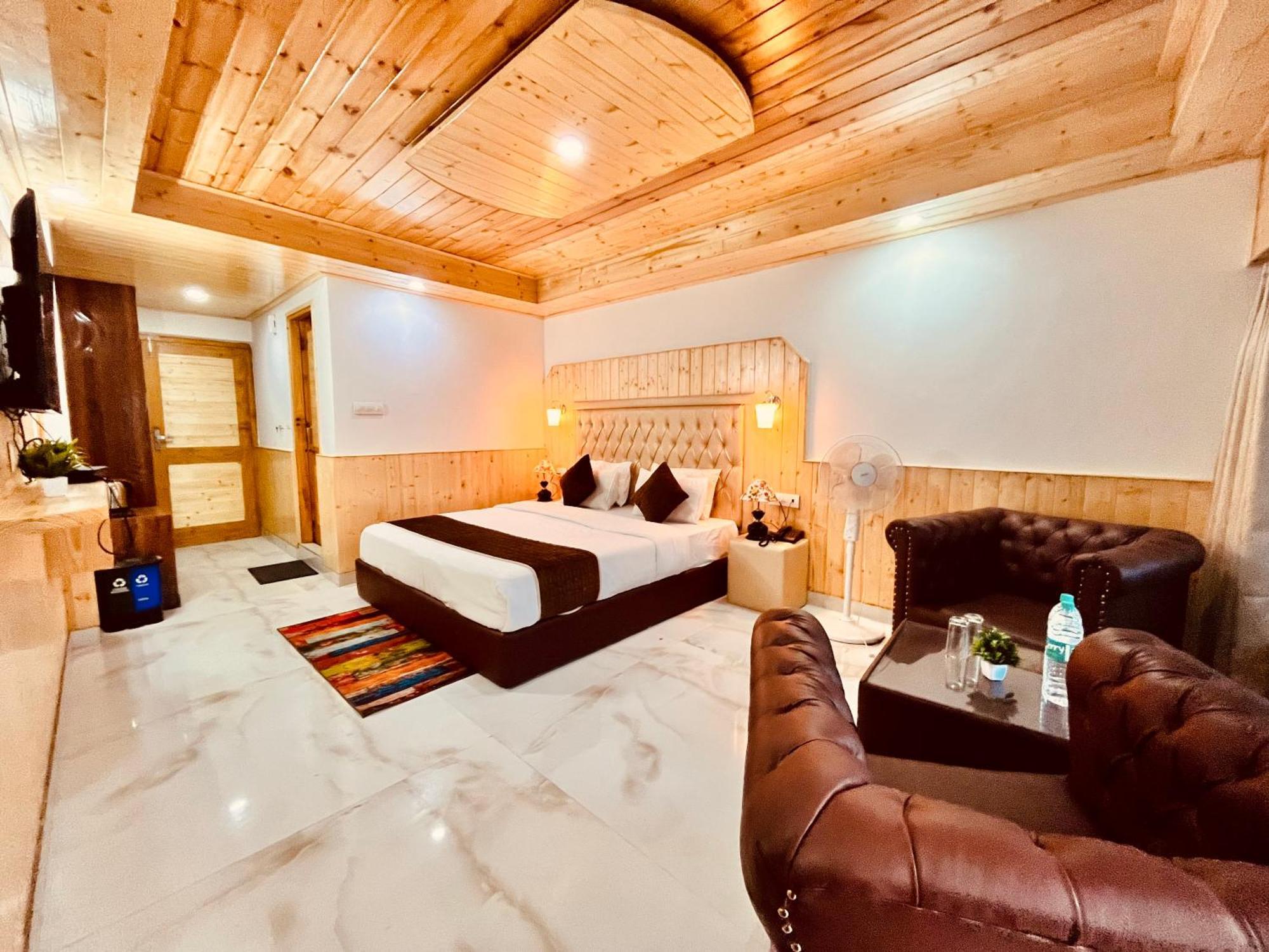 Himalayan Hill Queen Resort, Manali M98160-43400 Ngoại thất bức ảnh