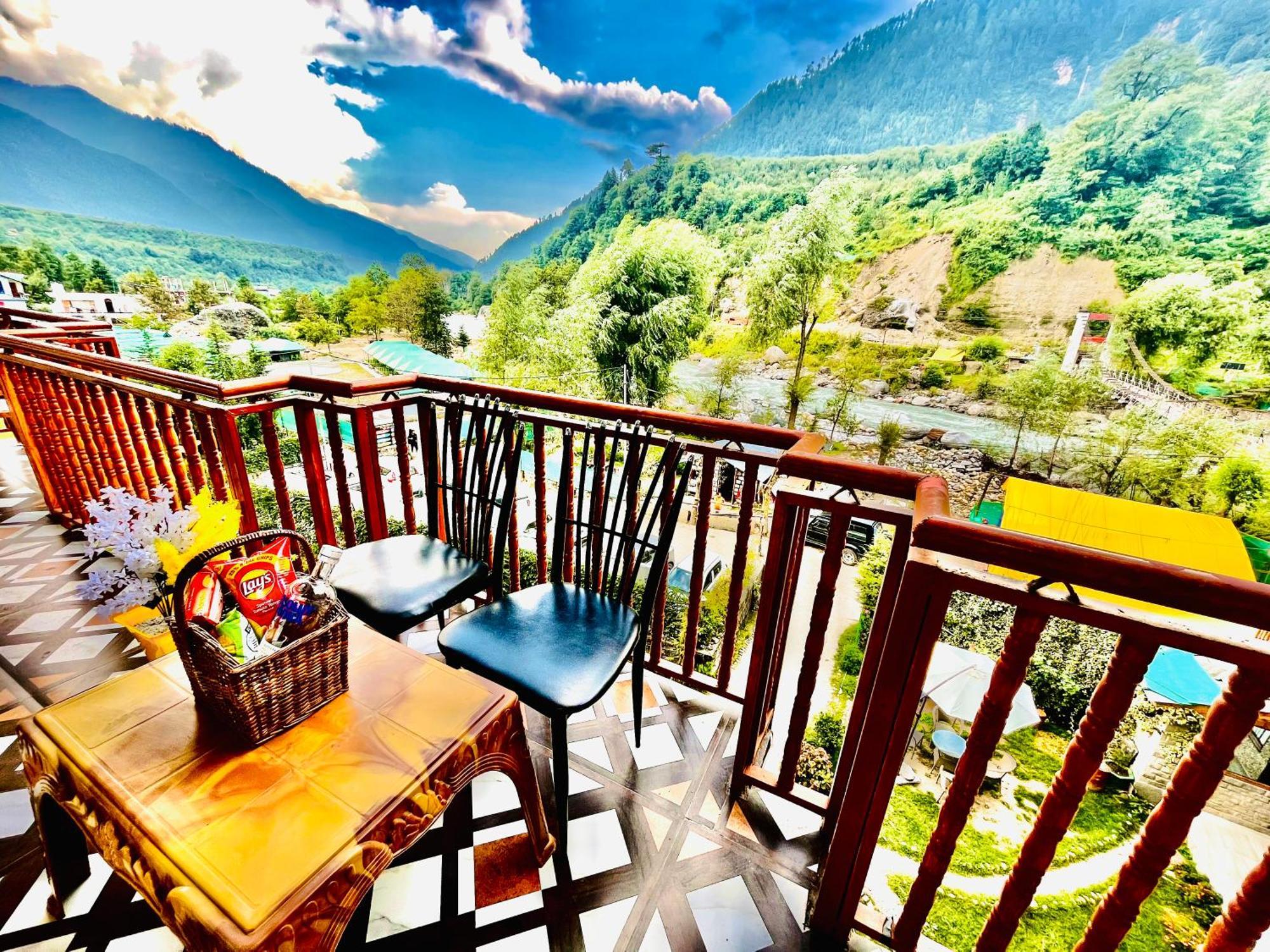 Himalayan Hill Queen Resort, Manali M98160-43400 Ngoại thất bức ảnh