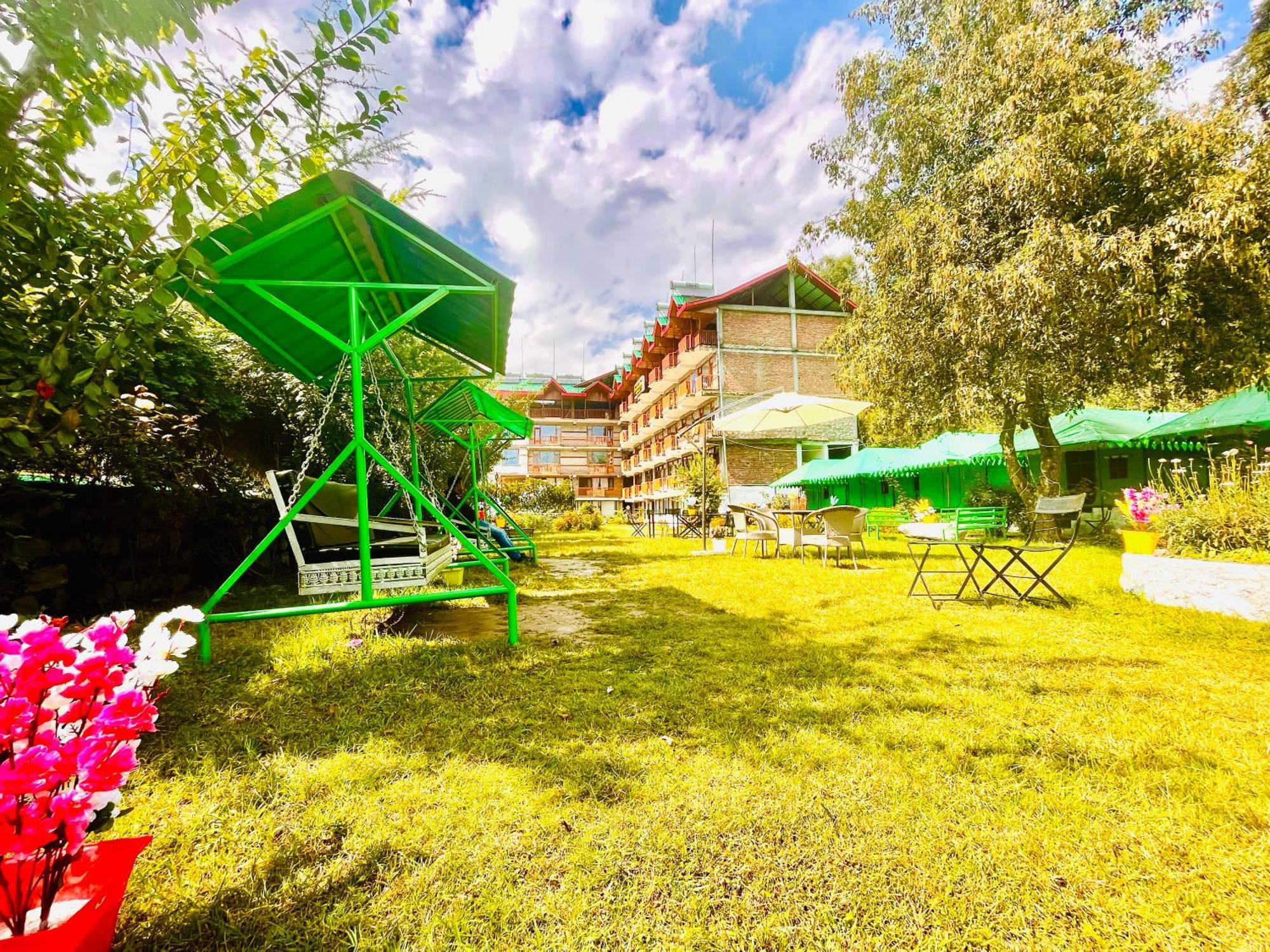 Himalayan Hill Queen Resort, Manali M98160-43400 Ngoại thất bức ảnh