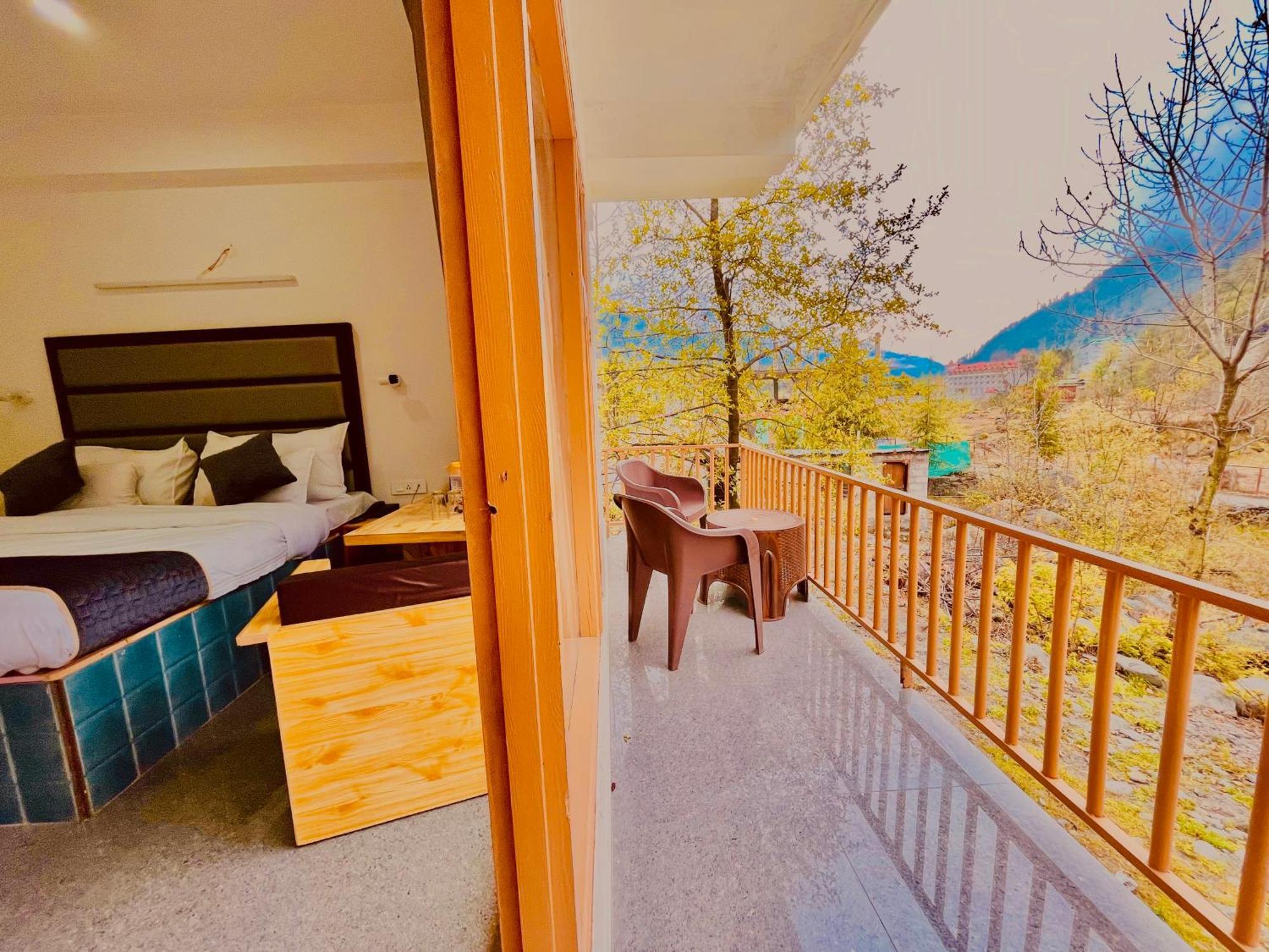 Himalayan Hill Queen Resort, Manali M98160-43400 Ngoại thất bức ảnh
