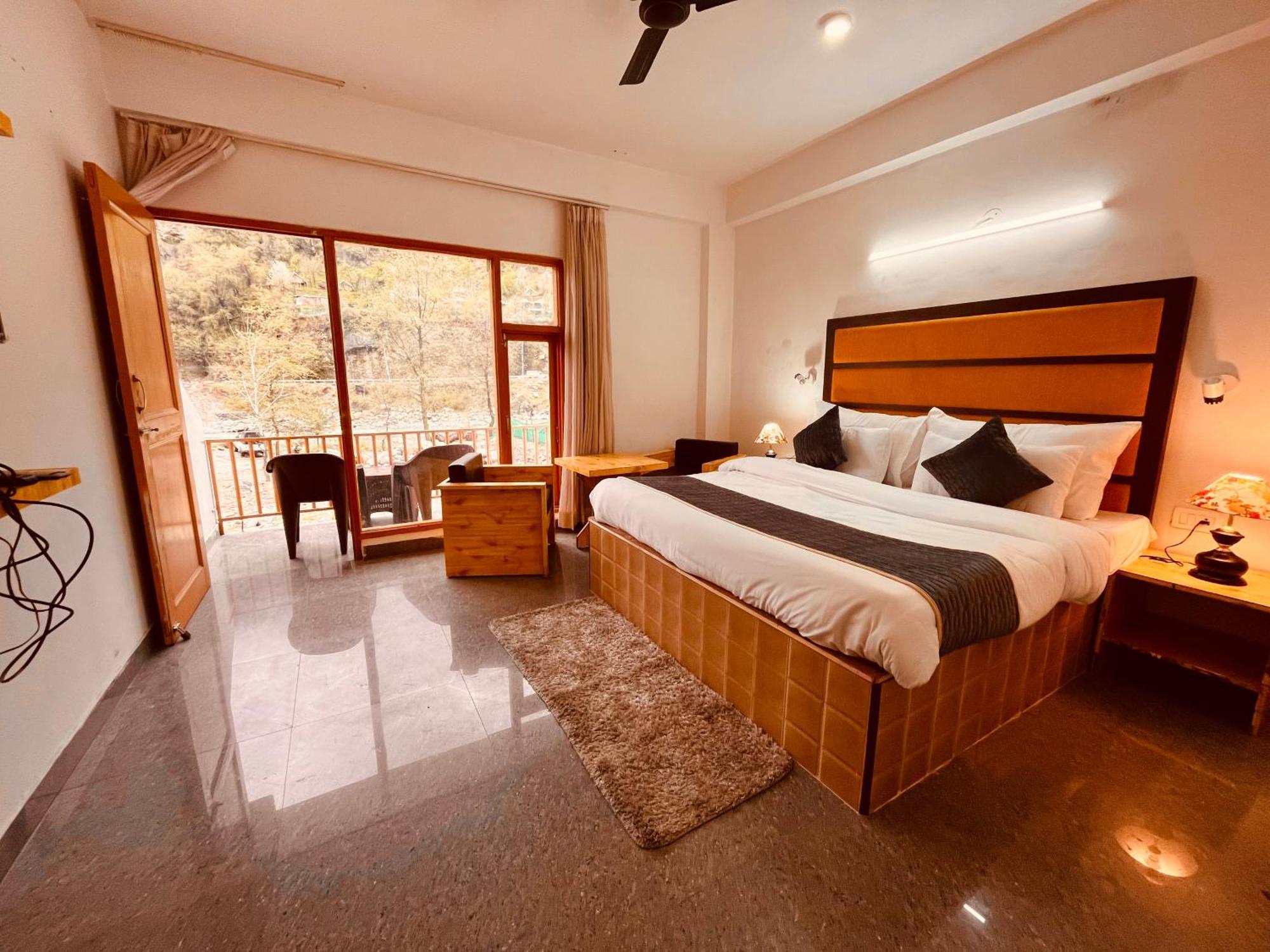Himalayan Hill Queen Resort, Manali M98160-43400 Ngoại thất bức ảnh