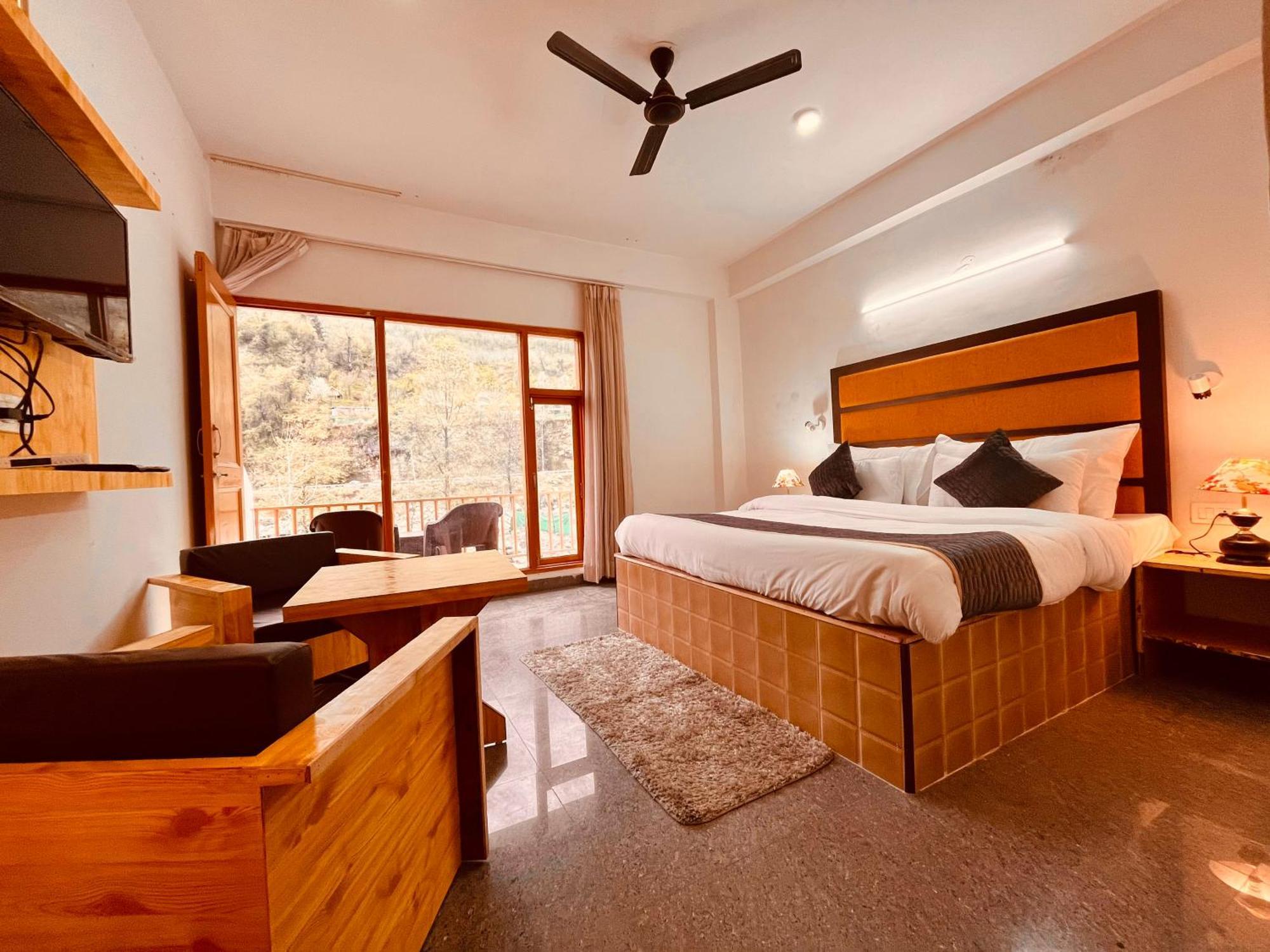 Himalayan Hill Queen Resort, Manali M98160-43400 Ngoại thất bức ảnh