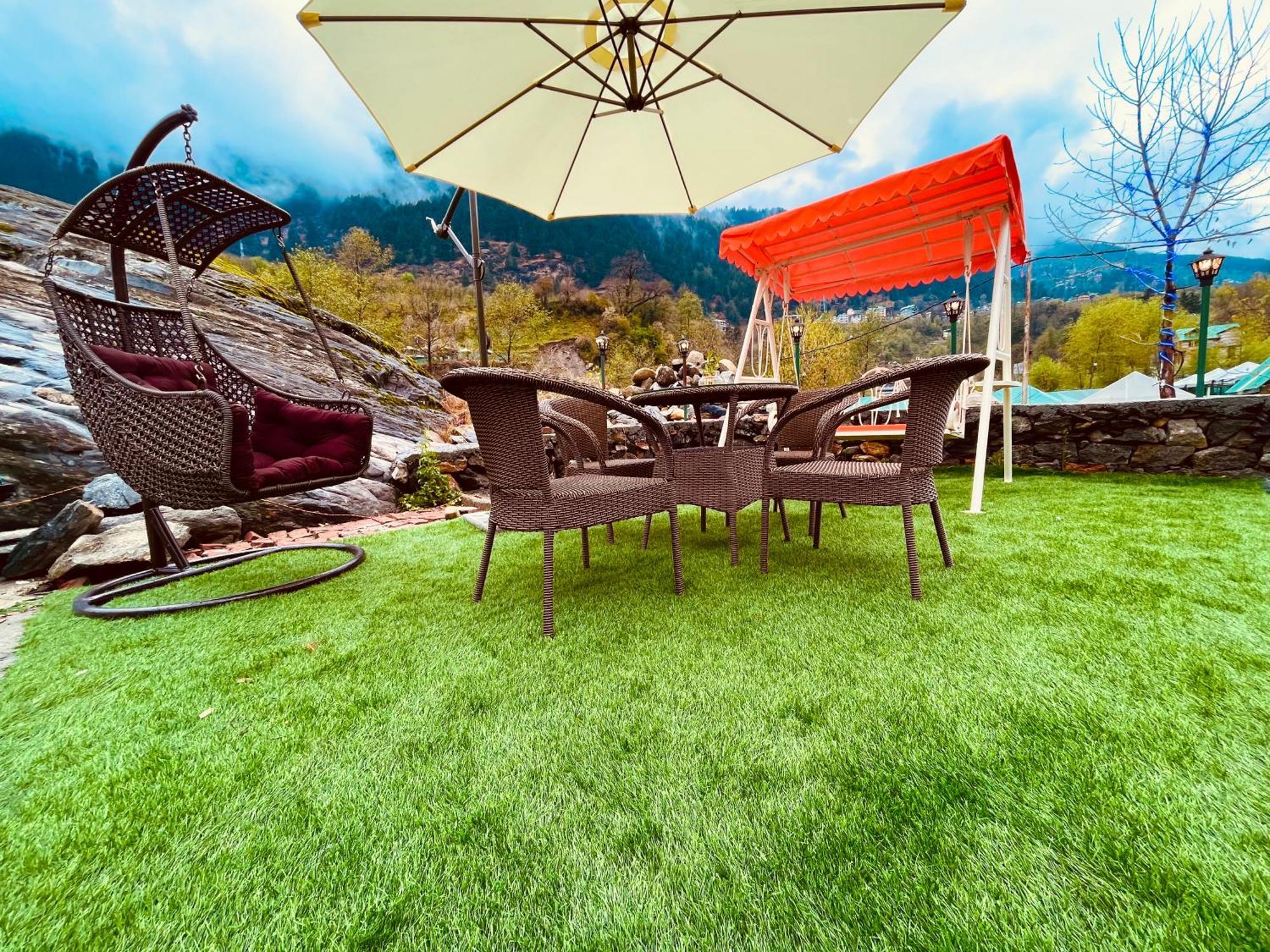 Himalayan Hill Queen Resort, Manali M98160-43400 Ngoại thất bức ảnh